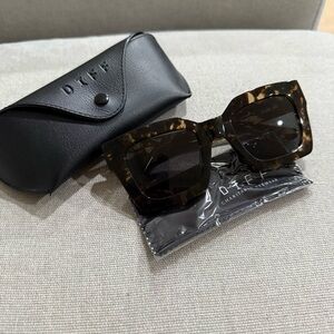 DIFF Sunglasses
